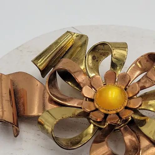 Vintage Two Tone Copper & Gold Ribbon Flower Brooch Pin Yellow Faux Pearl Stone Brown