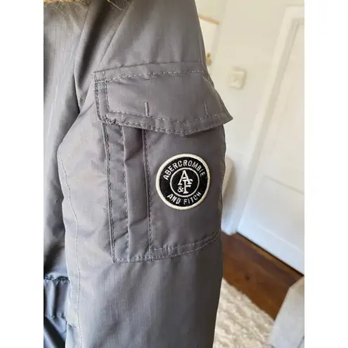Abercrombie & Fitch A&F Premium Arctic Parka Gray Faux Fur Hood XXS Coat Utility