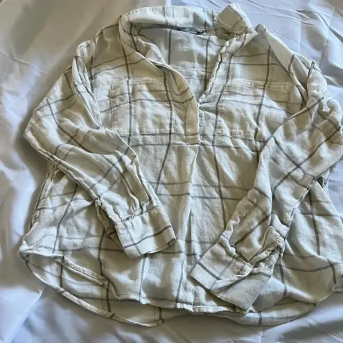 Vince  bar plaid‎ popover in off white button down shirt - Image 5