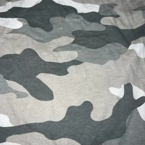 Old Navy camo tank top