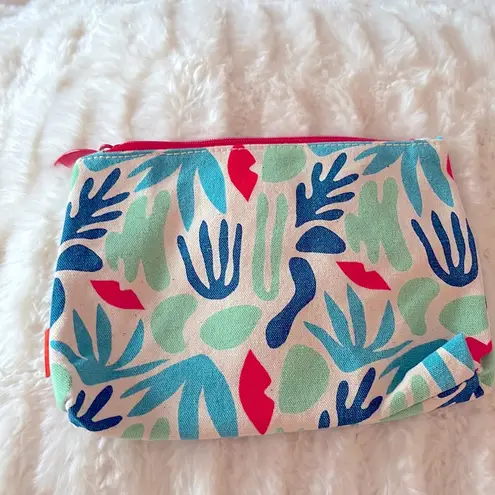 Ipsy ⭐️NEW⭐️ “FORCE OF NATURE” GLAM BAG