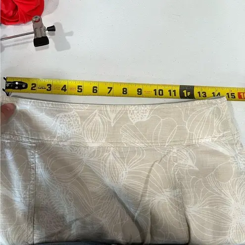 Royal Robbins Tan Floral Knee Length Skirt Buttons Organic Cotton Blend