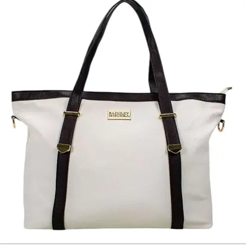 Badgley Mischka NWT
Anna XL Faux Leather Tote Weekender Travel Bag