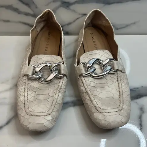 Donald Pliner Cream Leather Snake Embossed Bristol Loafers Sz 8 Chain Preppy