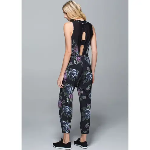 Lululemon  Rare Party Onesie Garden Party Smooth Silver Multi Size 4 - Image 3