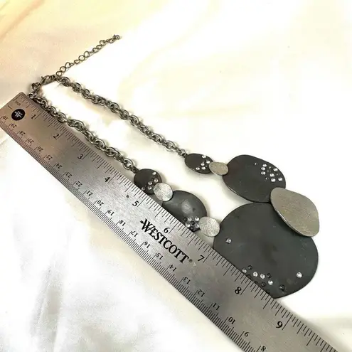 Grey modern circle statement necklace Gray