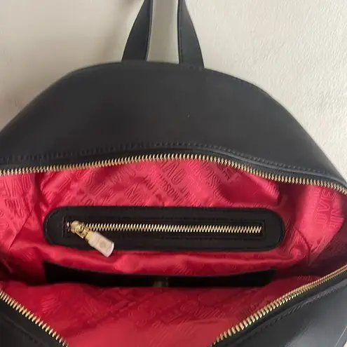 Love moschino detachable pocket backpack with chain in black