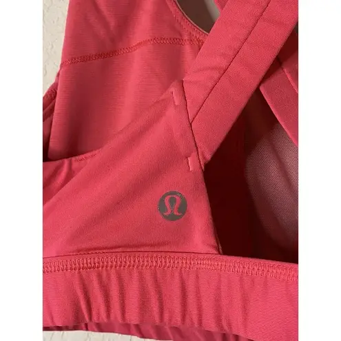 Lululemon 💕  Pink Crisscross Back Athletic Bra Top‎ - Size 6 💕