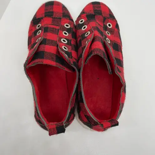 None Buffalo Plaid Sneakers Slip On Style size 7