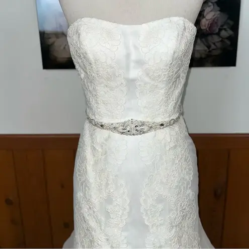 Elegant Saison Blanche Embroidered Organza Wedding Gown! White Size 8
