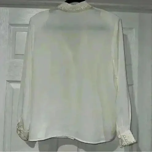 Alfred Dunner  pearl embellished collared blouse size 12 petite