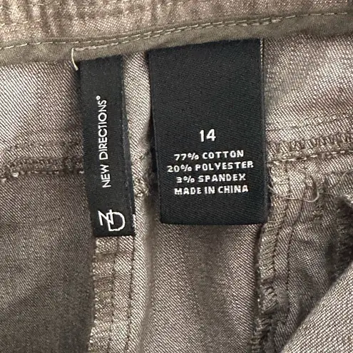 New Directions Stylish Olive Green Pants Size 14