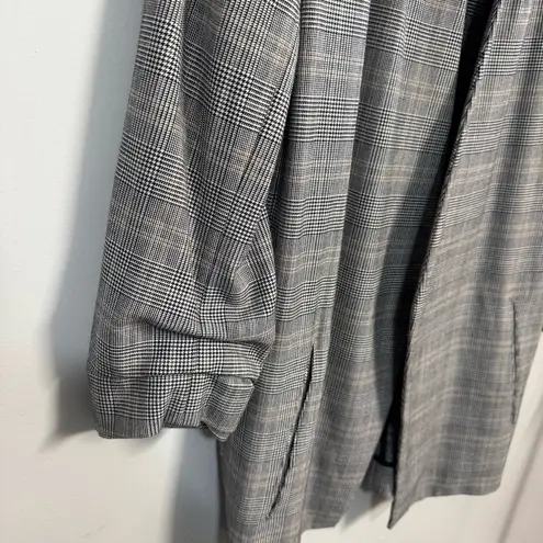 Babaton Aritzia Women’s Scrunch Sleeve Blazer