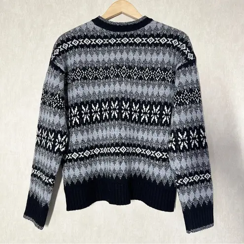 Obermeyer Obermayer Women’s 100% Wool Joanna Sweater Pullover Crewneck Ski in Pattern M