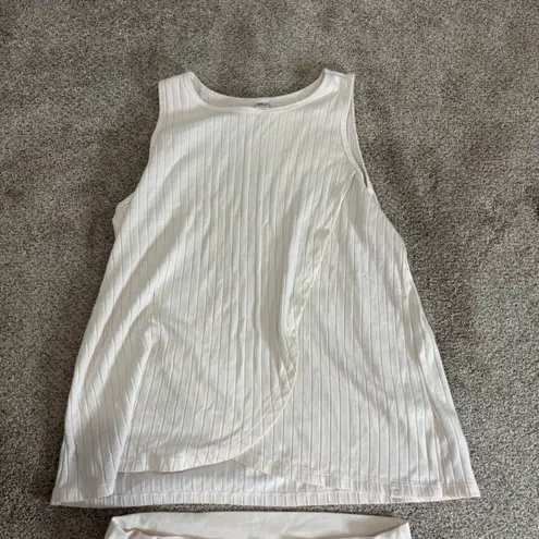 Old Navy Maternity Rib-Knit Nursing Pajama Set Spandex shorts medium