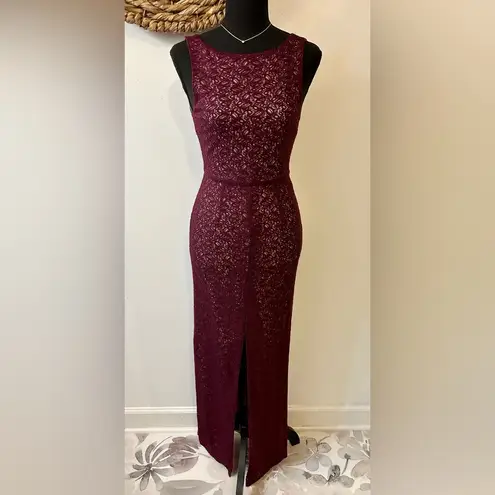 Alice + Olivia NWT  Gemma Maxi Dress in Kir Royale Size 0