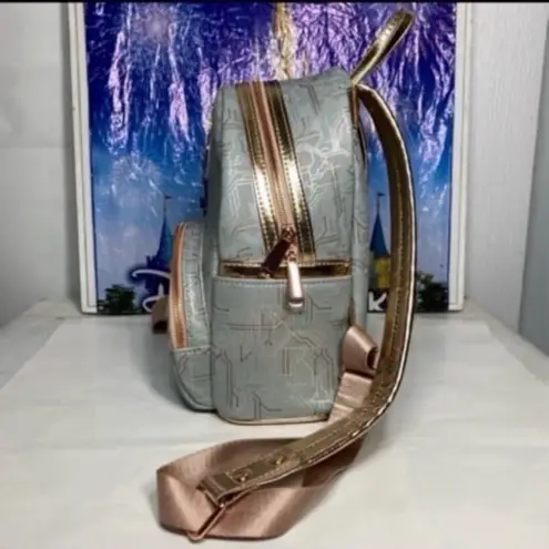 Lounge Fly Disney parks Star Wars droid depot mini backpack NWOT