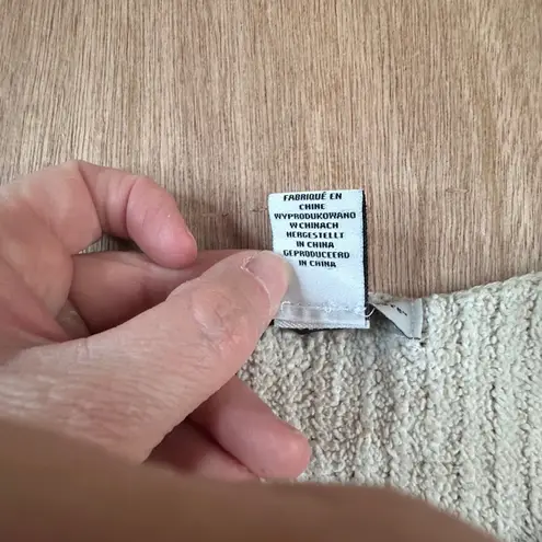 Cupcakes and Cashmere Beige Textured V