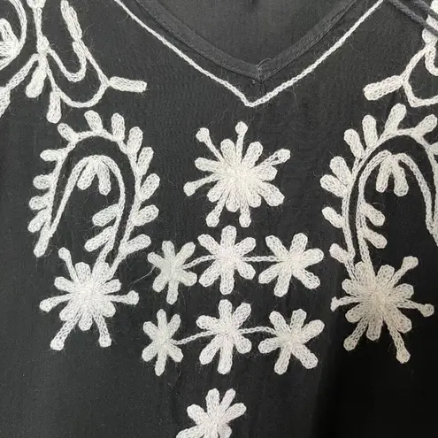 Salty Lemon Black Embroidered Boho Poncho Tunic Tassel Tie Top OS