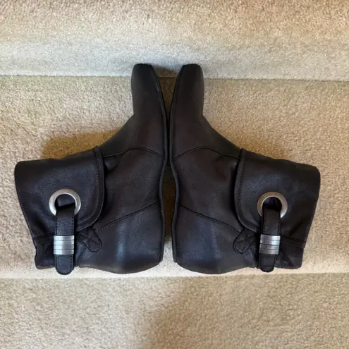 Bare Traps Sandee Black Leather Ankle Booties Buckle Zipper Women's Size 8.5M - Image 6