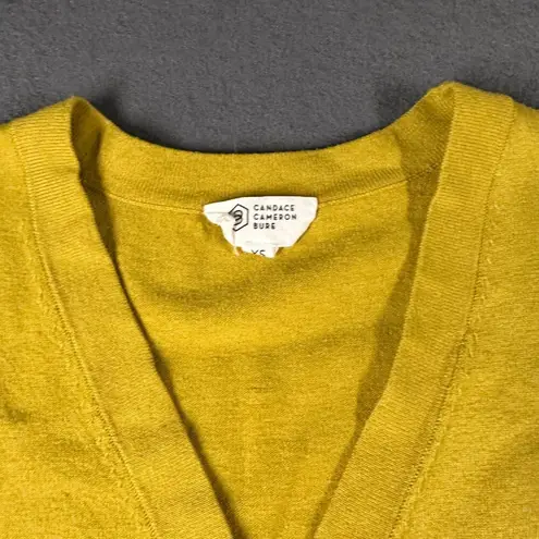 Candace Cameron Bure XS Green Button