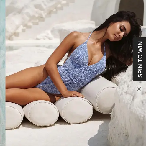 Berlook Blue Jacquard Halter One