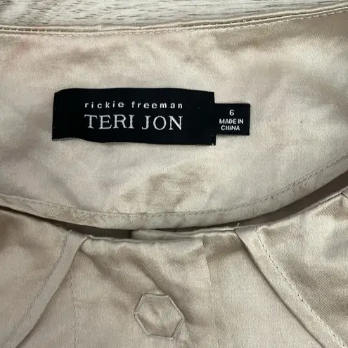 Ricky Freeman Rickie Freeman Teri Jon Beige Women's Silk Blend Short Sleeve Blouse Size 6
