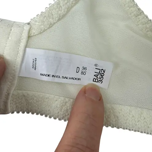 Bali Minimizer Satin Tracings Comfort Strap Underwire Bra 36D Ivory