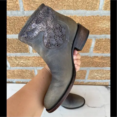 FREEBIRD by Steven Cabcro Lace Boot size 7M