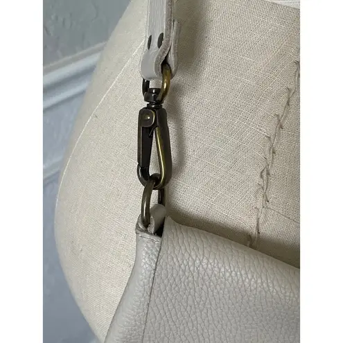 CALMA 1600 Leather Pebbled White Crossbody Bag – Minimalist Soft Leather