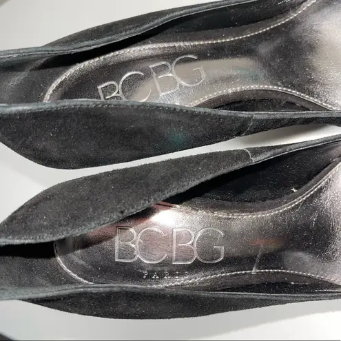 BCBG Paris Black Studded Rose Applique Stiletto Heels Size 6