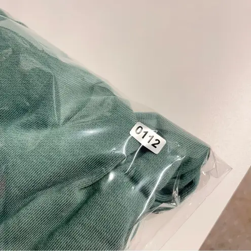 Imperfect Post Surf graphic sweatshirt sz medium cotton blend leaf print ribbed Green