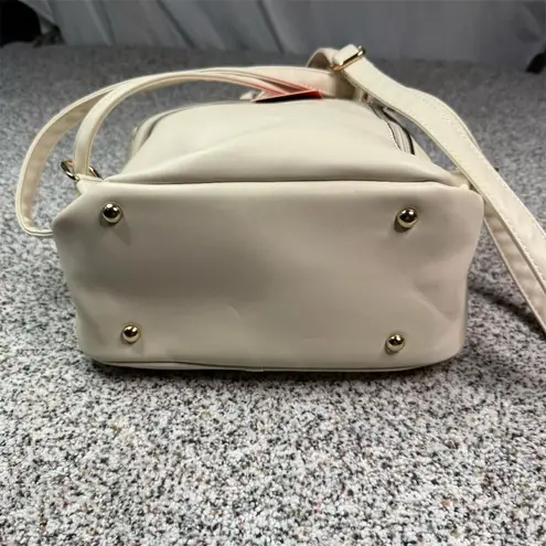 Montana West Women's Cream Croc Embossed Medium Backpack Purse