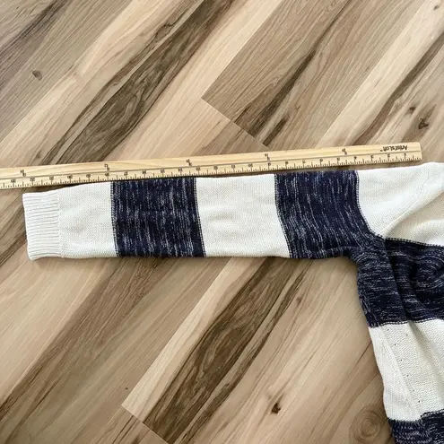 GAP Sweater Womens Size Small Blue Pullover Striped Long Sleeve Minimalist Cozy