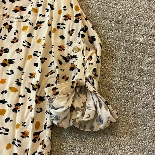 Velvet Heart Animal Print Button Top With Convertible Sleeves