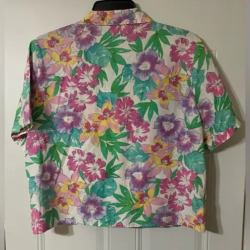 Cricket Lane Vintage Floral Button Down Short Sleeve Blouse Size XL Made in USA White