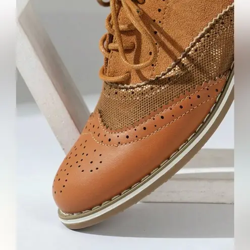 Ladies High Quality Boyfriend, Flat Platform Lace Up Dress Casual Ladies Shoe Tan Size 8.5