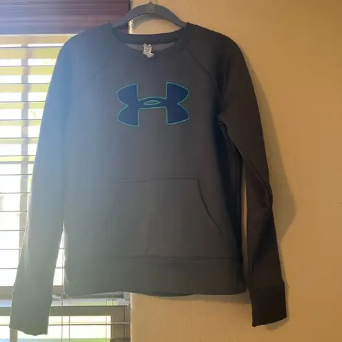 Under Armour  crew neck