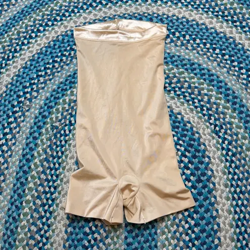 Spanx  High Waisted Mid Thigh Shorts