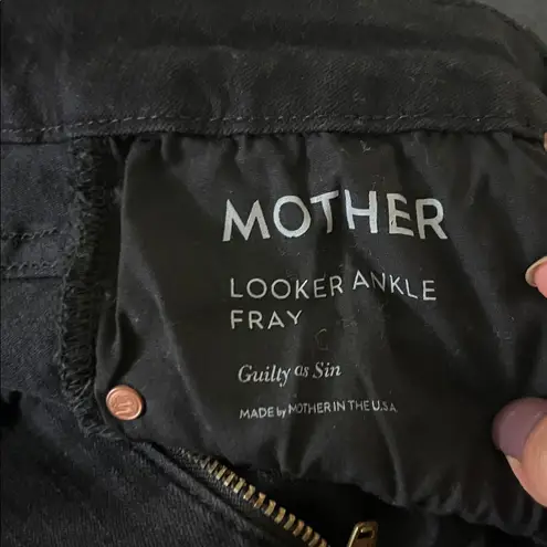 MOTHER Denim The Looker Ankle Fray Skinny Jeans in Guilty As Sin Black