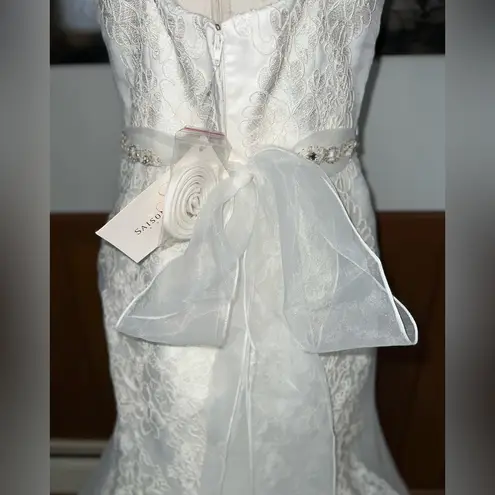 Elegant Saison Blanche Embroidered Organza Wedding Gown! White Size 8