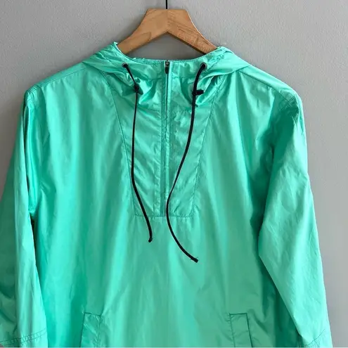 Peter Millar Women’s  Golf E4 Wind and Rain Jacket Kelly Green Size Medium