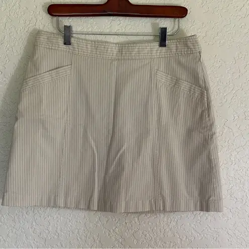 Dockers Tan Beige Pinstriped Size 8 Golf Pickleball Tennis Skorts Cotton Blend
