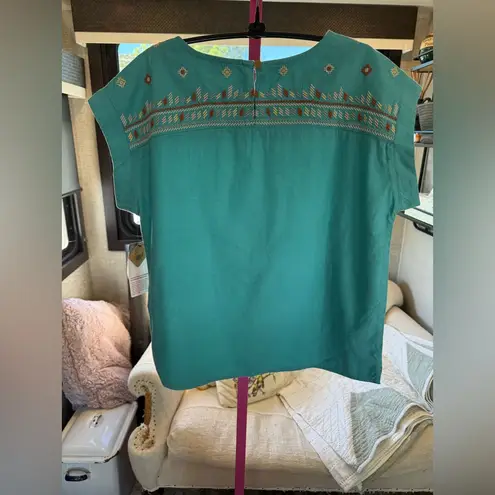 NWT Sherpa Adventure Gear Stylish Teal Embroidered Blouse small Blue