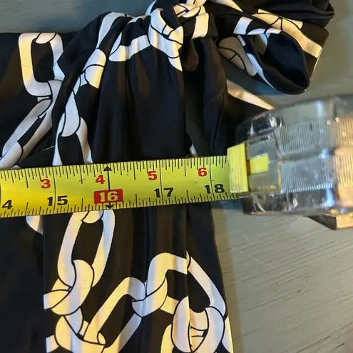 Ariella Made In USA Black/White Chain Design Spaghetti Strap Top, Size Small