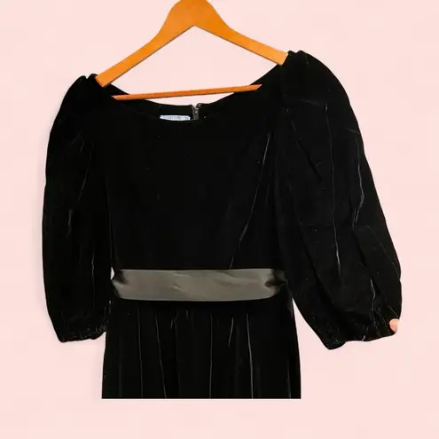 Oscar de la Renta Vintage 70’s-80’s velvet boatneck maxi ribbon waist maxi gown