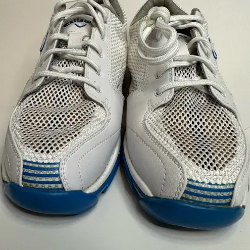Callaway Women’s Golf Shoes Size 8.5 Spikes White Turquoise Blue EUC