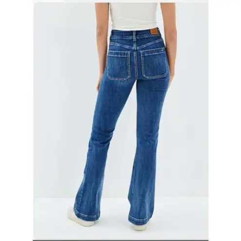 American Eagle  Super High Rise 1977 Slim Flare Jeans 2L