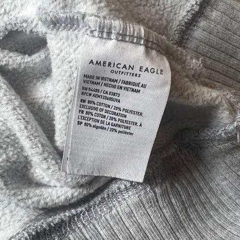 American Eagle "Est. 77" Graphic Crewneck Sweatshirt Gray Size M Size M