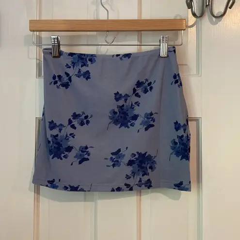 Princess Polly  blue floral skirt. Size 2